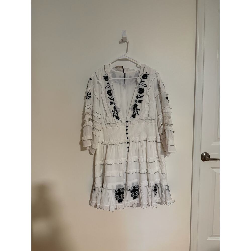 Anthropologie Embroidered V-Neck Ruffled Mini Dress, NWOT, Size 1X - Picture 4 of 5